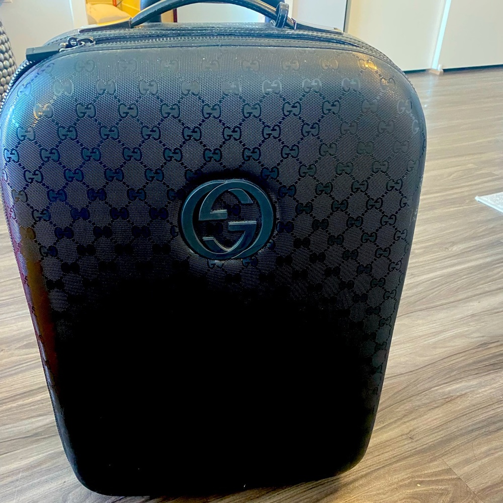 COPY - Authentic Beautiful Gucci Carry on luggage